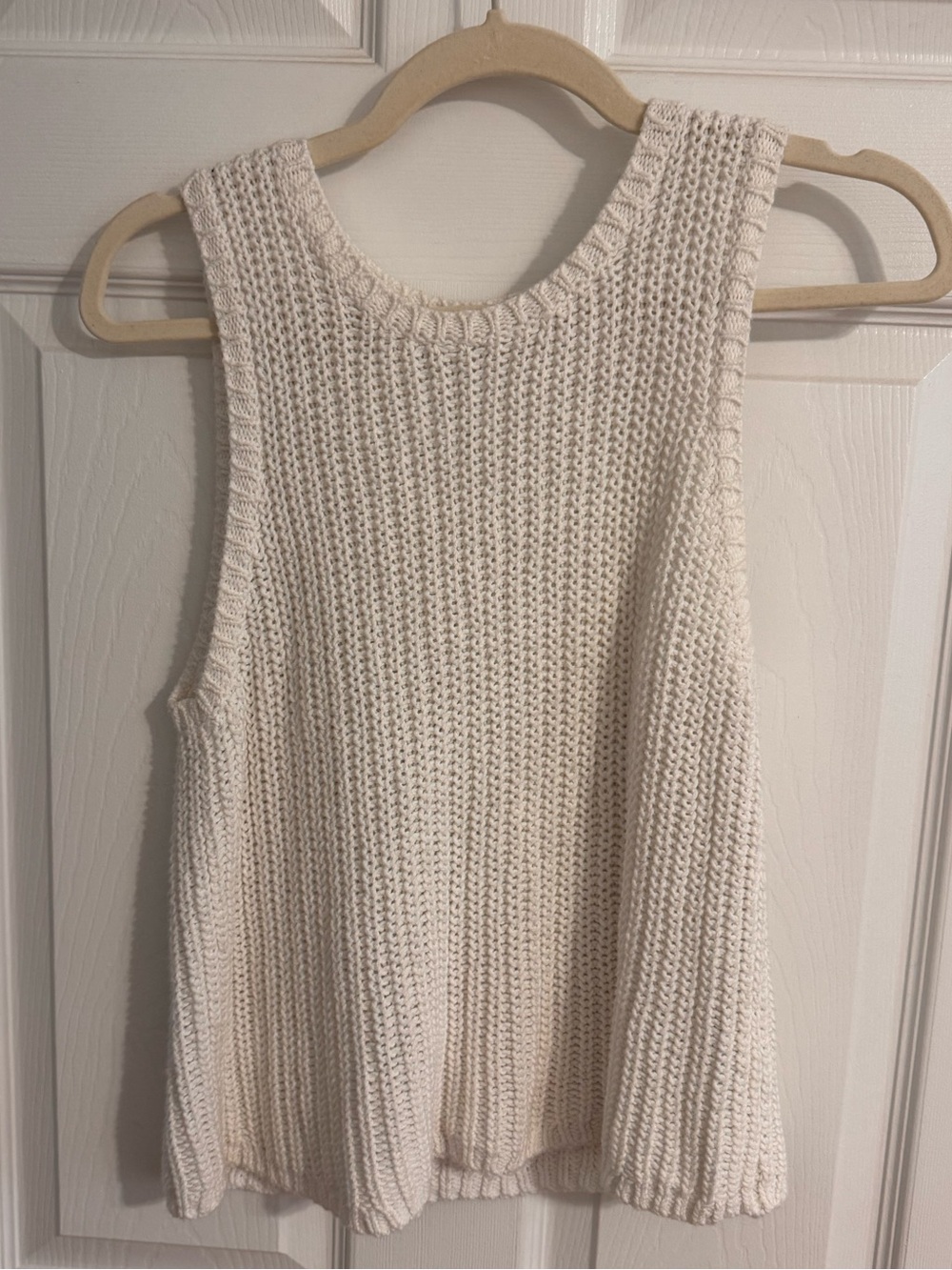 Old Navy Cream Knit Tank Top